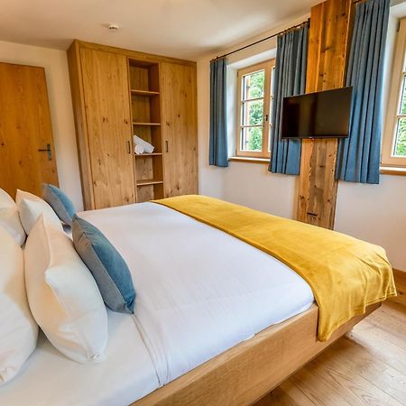 Graf Chiemo Suites - Direkt Am Chiemsee Mit Separatem Seezugang Chieming Kültér fotó