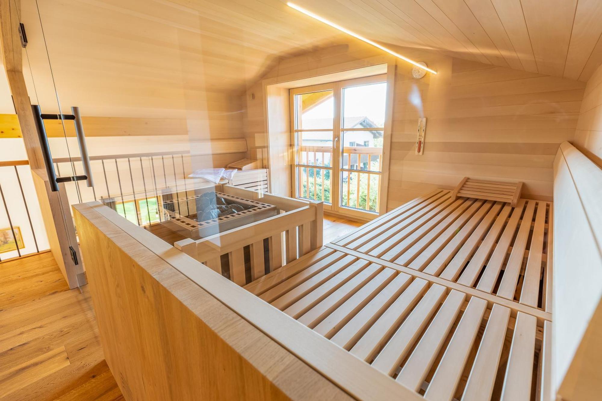 Graf Chiemo Suites - Direkt Am Chiemsee Mit Separatem Seezugang Chieming Kültér fotó