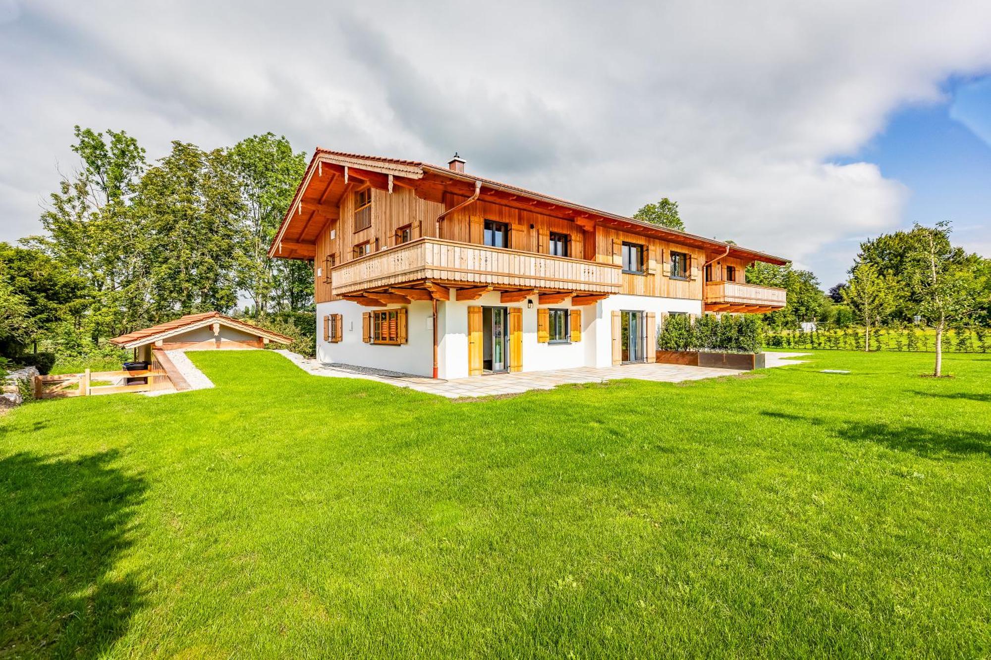 Graf Chiemo Suites - Direkt Am Chiemsee Mit Separatem Seezugang Chieming Kültér fotó