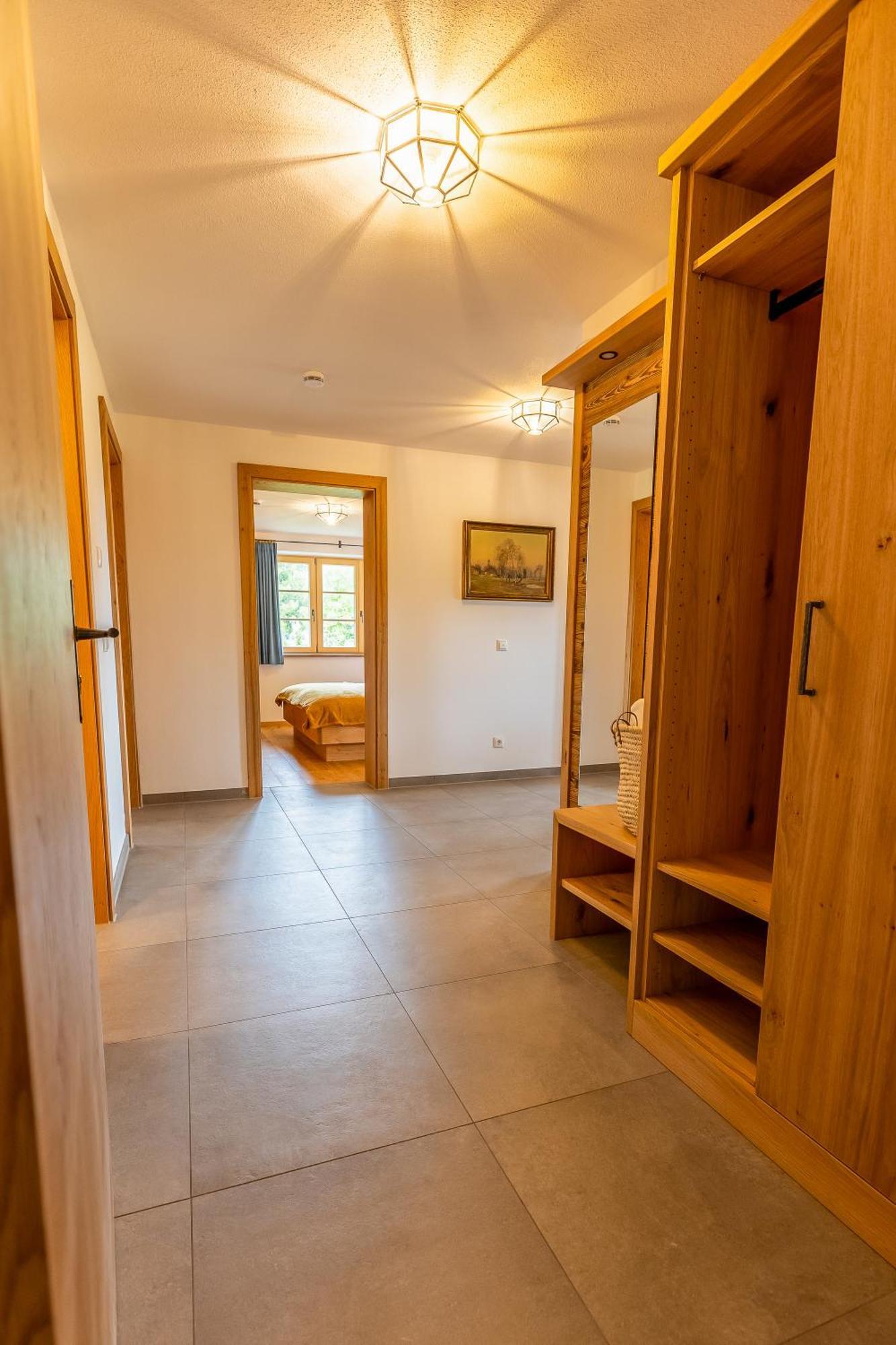 Graf Chiemo Suites - Direkt Am Chiemsee Mit Separatem Seezugang Chieming Kültér fotó